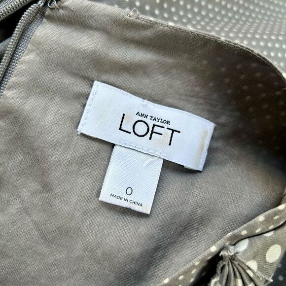 Ann Taylor Gray Polka Dot Origami Flowers Dress 0 - Picture 5 of 6